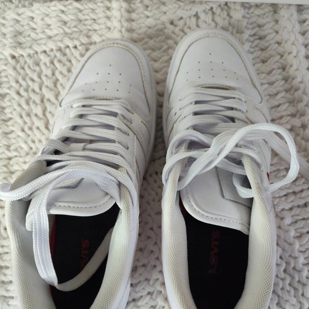 Levi's Women's Synthetic Leather Casual Shoes Sneaker Size 7
